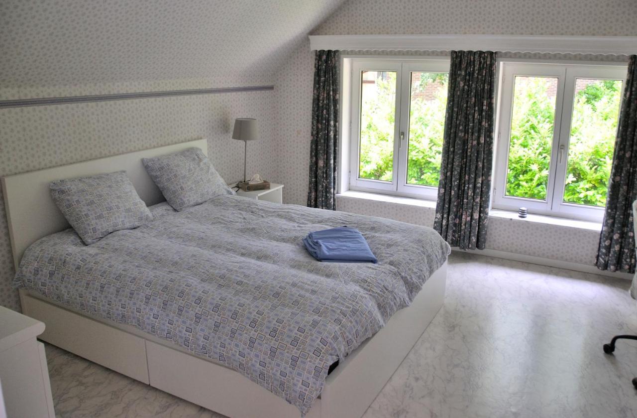 Suite Familiale Avec 2 Chambres Dans Une Villa - Quartier Vert Et Boise - 5 Kms De นามูร์ ภายนอก รูปภาพ