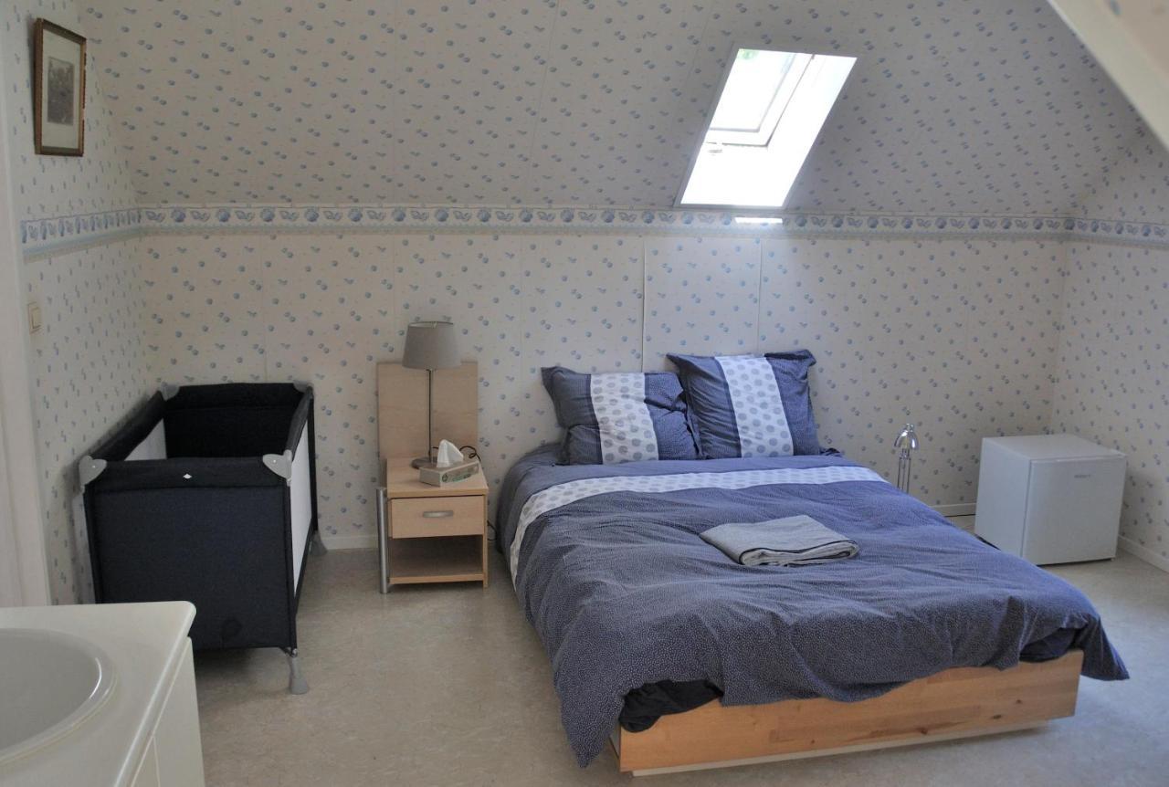 Suite Familiale Avec 2 Chambres Dans Une Villa - Quartier Vert Et Boise - 5 Kms De นามูร์ ภายนอก รูปภาพ